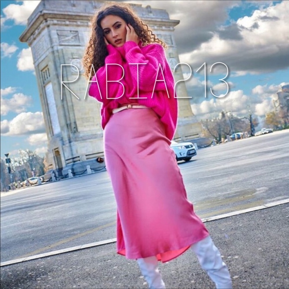 LAST 1!🔥ZARA PINK SATIN SKIRT - Picture 9 of 16